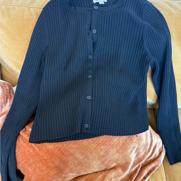 Black Ribbed Button-Up Cardigan - Picture 2 of 3